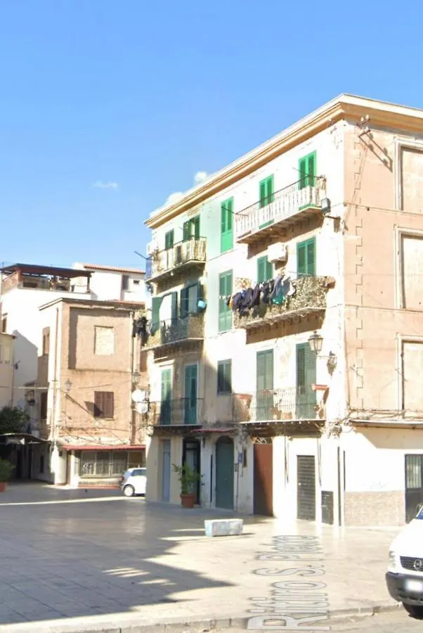 Abt L'Aura Bed & Breakfast Palermo 0*,  Italy